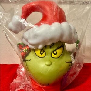 Universal Grinch Popcorn Bucket with Red Santa Hat